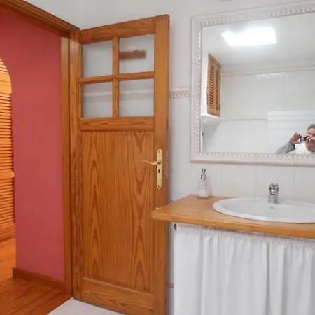 Apartment Sleeps 2 Pool Wifi Haria