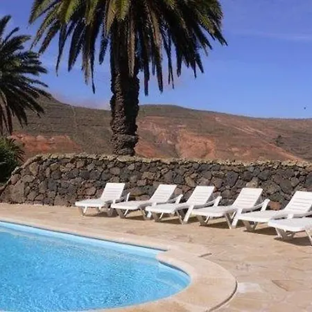 Sleeps 2 Pool Wifi Apartamento