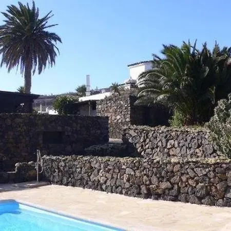 Sleeps 2 Pool Wifi Apartamento
